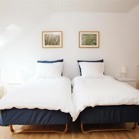 Klintegaarden 3 Slaapkamers 아파트